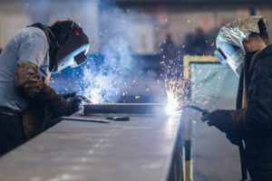 sheet metal worker wins: 'trivial event' not the cause of delayed onset severe pain